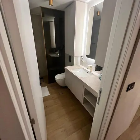 Mont Διαμέρισμα *